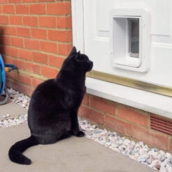 SureFlap Microchip Huisdierluik Connect -Beste Dierenartikelen Winkel sureflap microchip huisdierluik connect 219830 2000 none